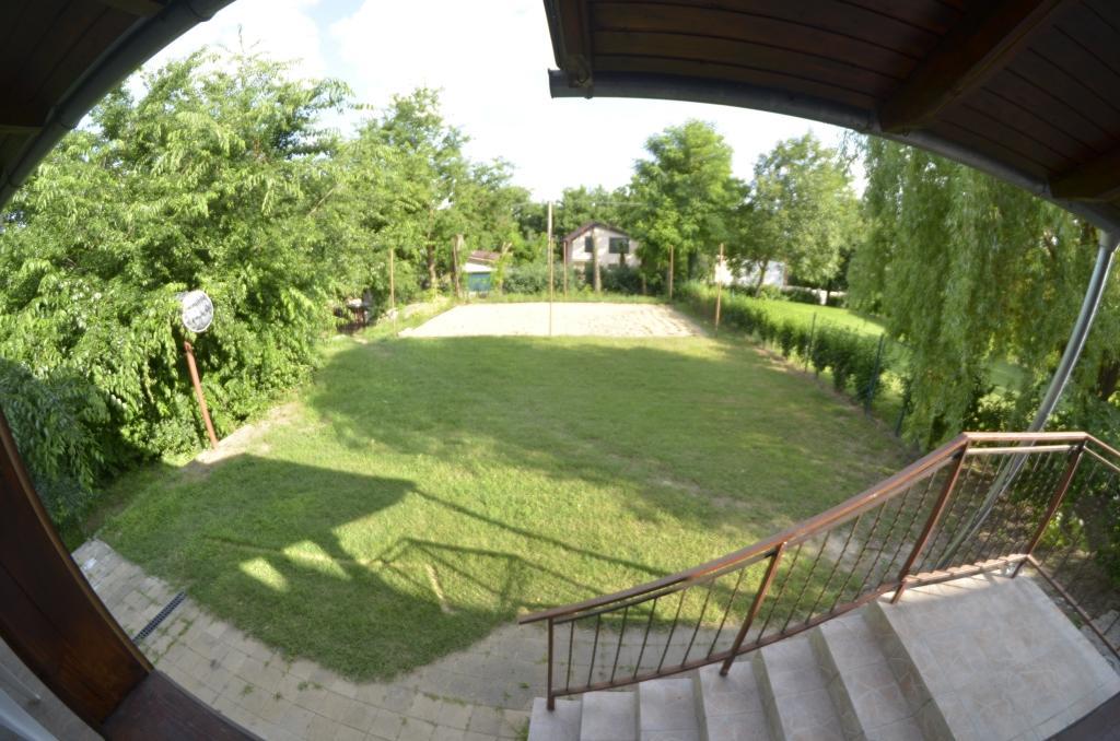 Tobo House Along The River Danube Radvaň nad Dunajom Buitenkant foto